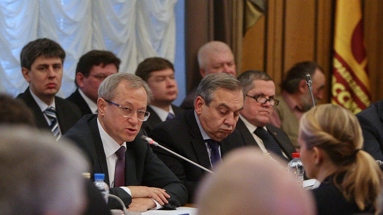 Рабочее совещание Комитета Государственной Думы по энергетике на тему "Развитие топливно-энергетического комплекса Республики Крым и города федерального значения Севастополя как основа для социально-экономического развития региона".