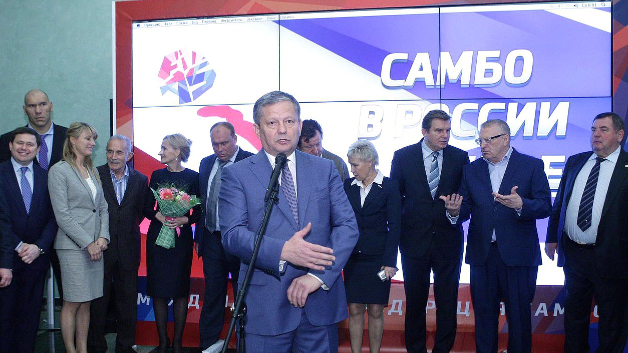   Открытие в Государственной Думе выставки "САМБО в России и в мире"