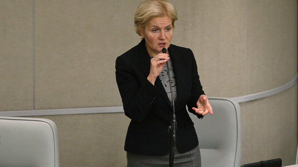   Доклад и ответы на вопросы депутатов Ольги Голодец, заместителя Председателя Правительства Российской Федерации.
  