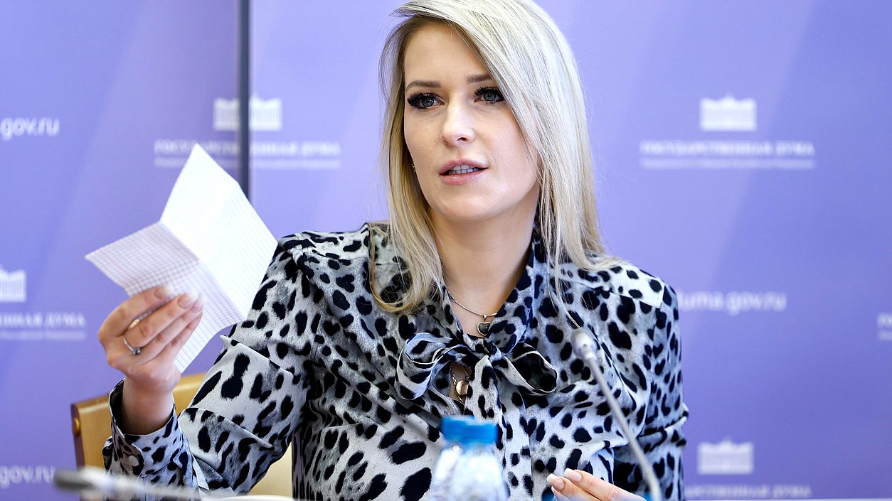 Председатель Комитета по развитию гражданского общества, вопросам общественных и религиозных объединений Яна Лантратова