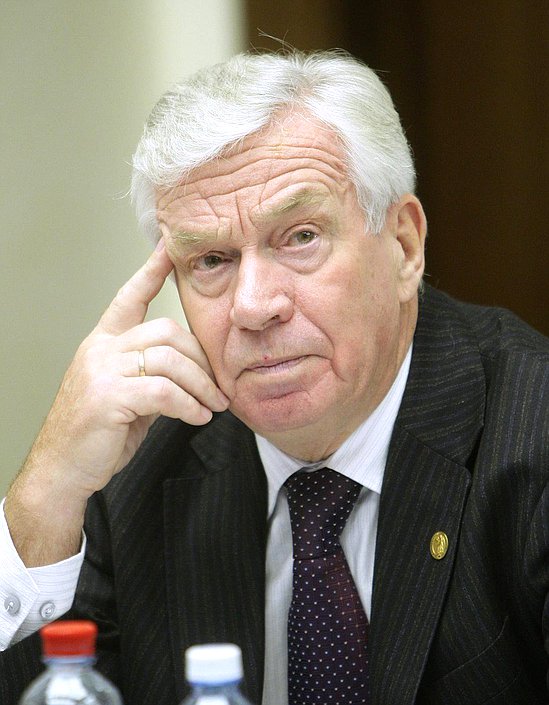 "Круглый стол" Комитета Государственной Думы по охране здоровья на тему "Медико-организационные, этические и правовые проблемы обеспечения прав несовершеннолетних пациентом при оказании медицинской помощи".