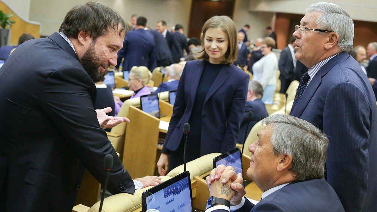 Заместитель председателя Комитета по безопасности и противодействию коррупции Наталья Поклонская