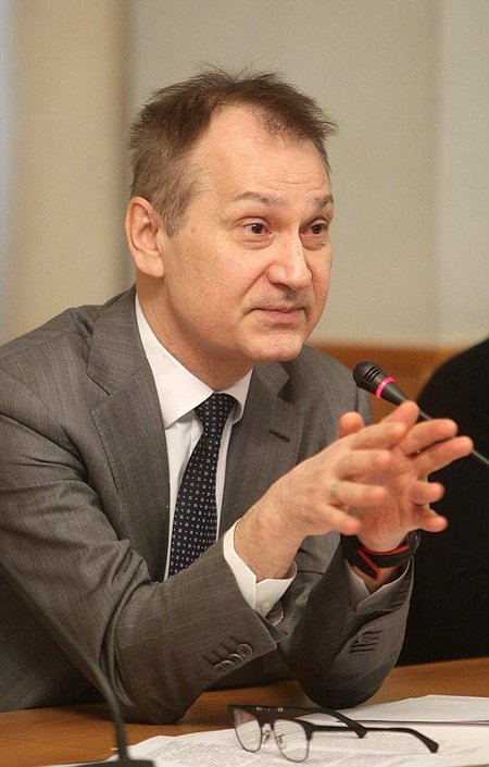 "Круглы стол" Комитета Государственной Думы по охране здоровья на тему "Обеспечение доступности лечения хронических вирусных гепатитов для граждан Российской Федерации. Правовые аспекты."