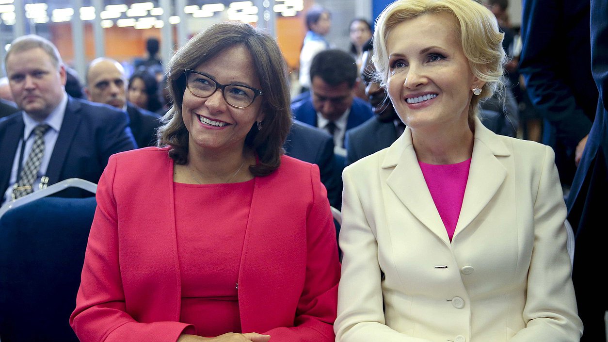 President of the National Assembly of Ecuador Elizabeth Cabezas Guerrero and Deputy Speaker of the State Duma Irina Iarovaia