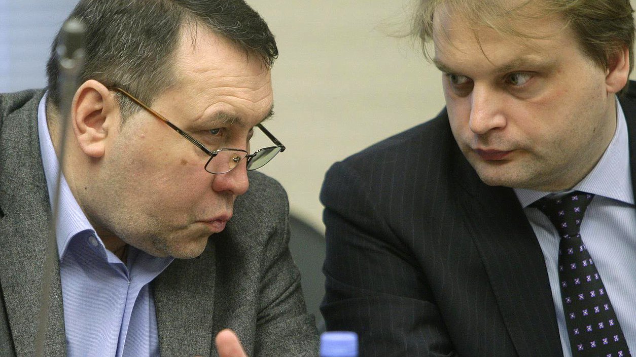 Круглый стол Комитета Государственной Думы по международным делам на тему "Проблема "неграждан" в Латвии и Эстонии".