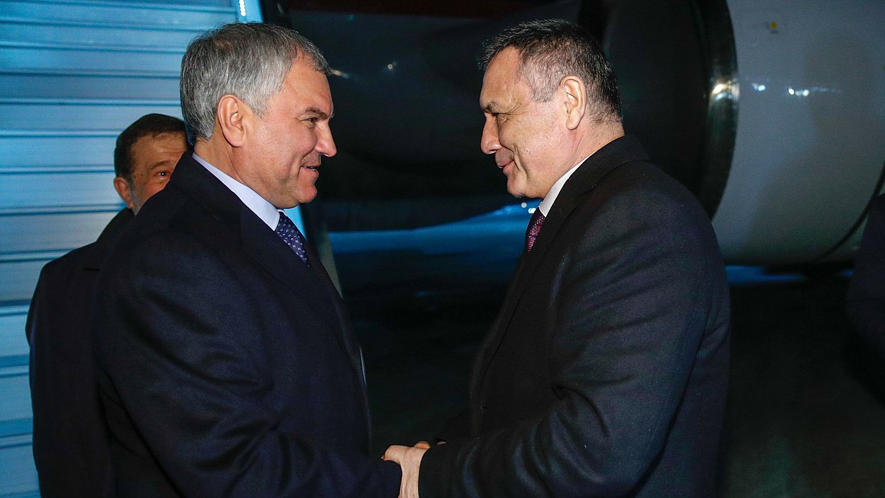 Председатель Государственной Думы Вячеслав Володин прибыл в Ташкент