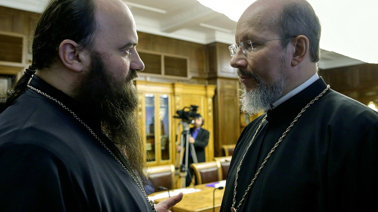 Заседание Межведомственной рабочей группы по организации переноса из Французской Республики и захоронения в часовне в честь Преображения Господня на Братском воинском кладбище в г. Москве праха великого князя Николая Николаевича (младшего) и его супруги великой княгини Анастасии Николаевны.