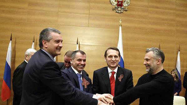 В Государственной Думе состоялась встреча депутатов Госдумы с делегацией Республики Крым