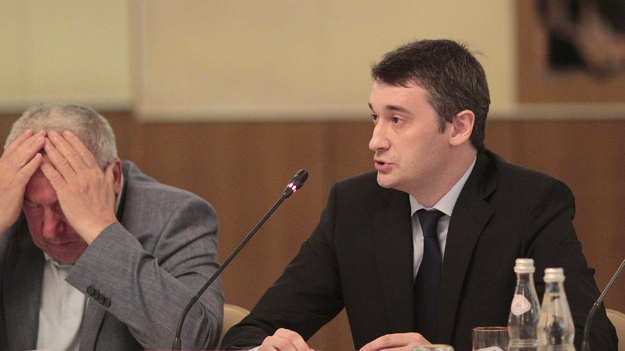 Открытая трибуна, 10.07.2013 
на снимке:Андрей Котельников