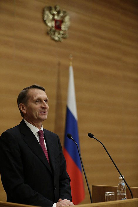    Лекция в рамках цикла лекций, приуроченных к Году культуры, на тему "Литература в России: предыстория будущего развития". Лектор- директор Государственного литературного музея Дмитрий Бак. 