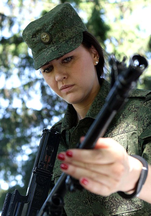   Депутаты и сотрудники Государственной Думы приняли участие в учебных сборах офицеров запаса