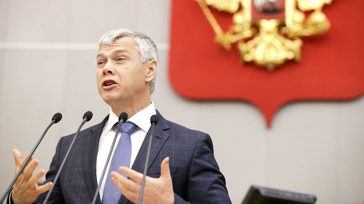 Первый заместитель Председателя Комитета по экономической политике, промышленности, инновационному развитию и предпринимательству Валерий Гартунг