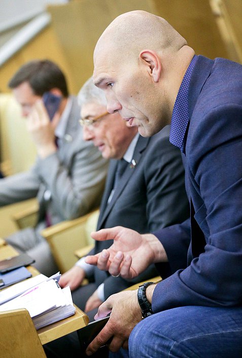 Первый заместитель Председателя Комитета по экологии и охране окружающей среды Николай Валуев