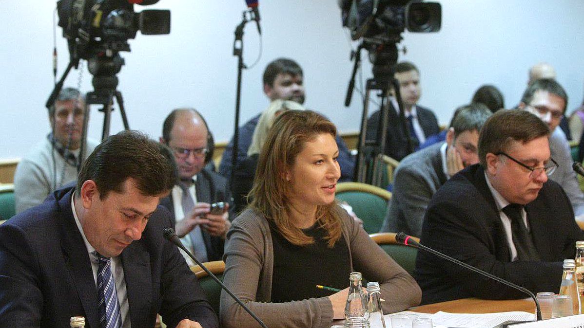 Расширенное заседание Комитета Государственной Думы по информационной политике, информационным технологиям и связи на тему "Исчезновение средств с SIM-карт граждан - хищение или технические ошибки?"