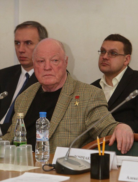 Заседание Экспертного совета по авиационно-космическому комплексу при Комитете Государственной Думы по промышленности на тему "Развитие ракетно-космического комплекса Российской Федерации. Задачи и перспективы".