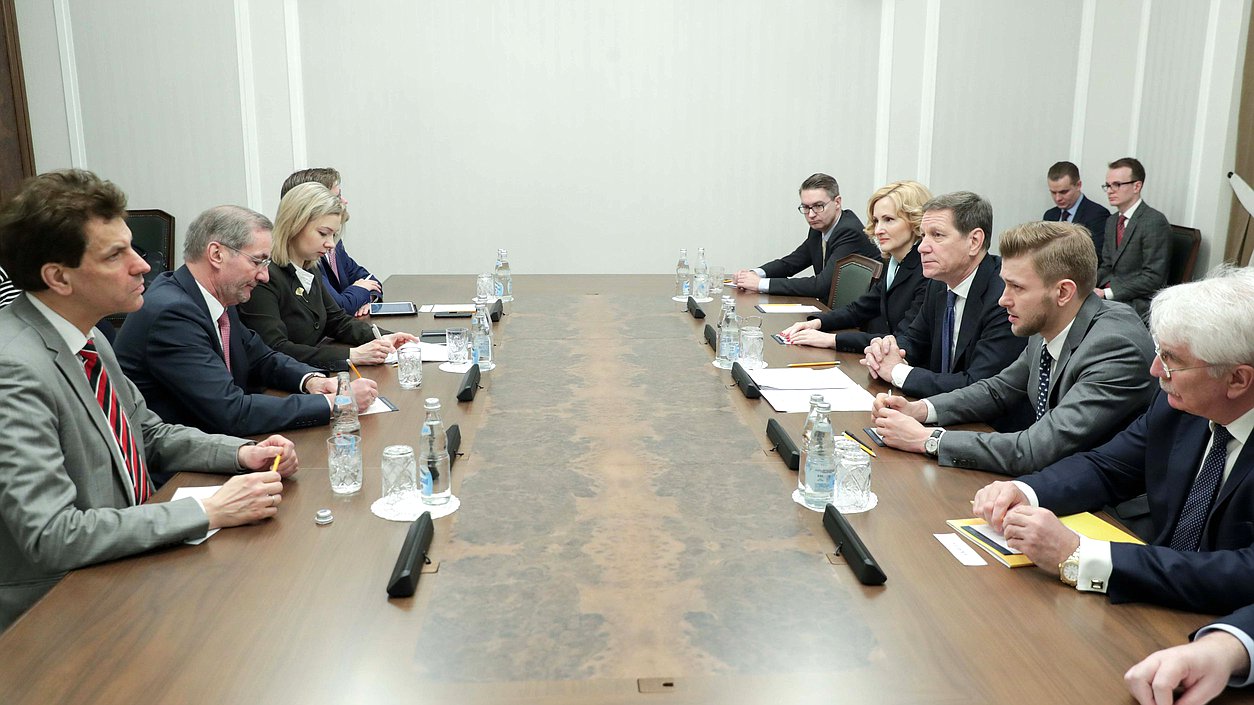 Meeting of First Deputy Chairman of the State Duma Aleksandr Zhukov and Chairman of the Board of the German-Russian Forum Matthias Platzeck