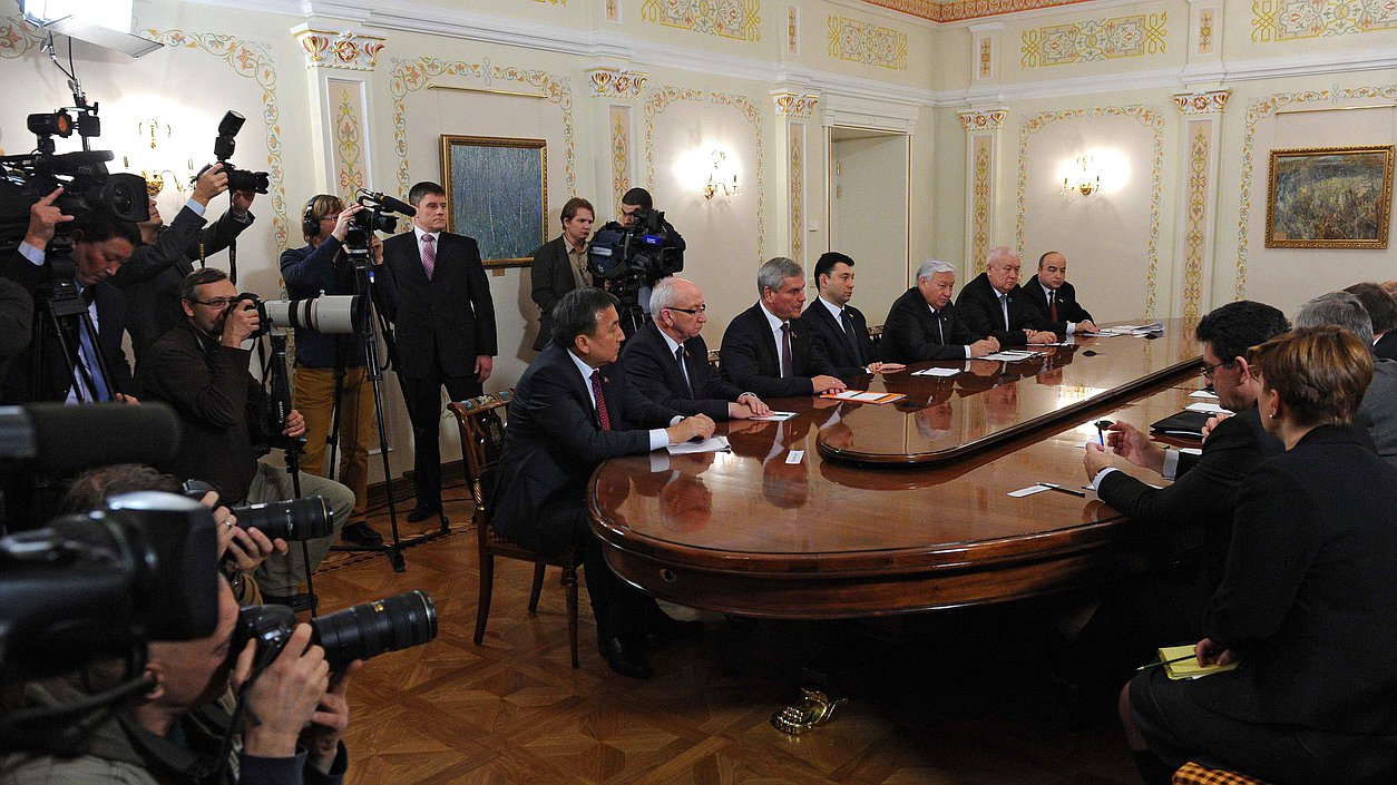 Встреча Президента России Владимира Путина с членами Совета Парламентской Ассамблеи Организации Договора о коллективной безопасности 