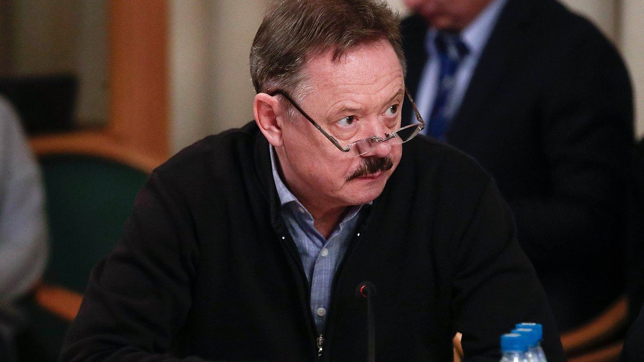Член Комитета по развитию Дальнего Востока и Арктики Владимир Новиков