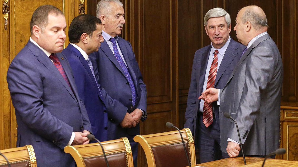    Встреча Председателя Государственной Думы Сергея Нарышкина с Председателем Национального Собрания Республики Армения Галстом Сааксяном.