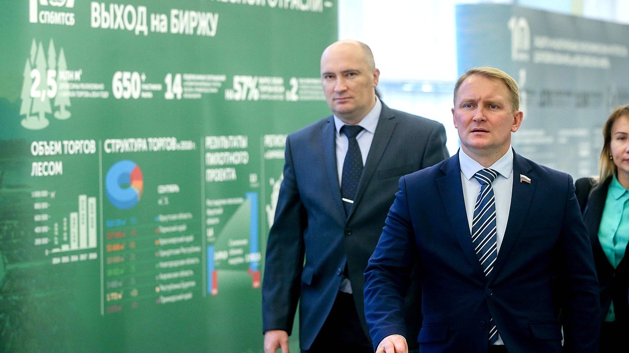 Первый заместитель Председателя Комитета по обороне Александр Шерин