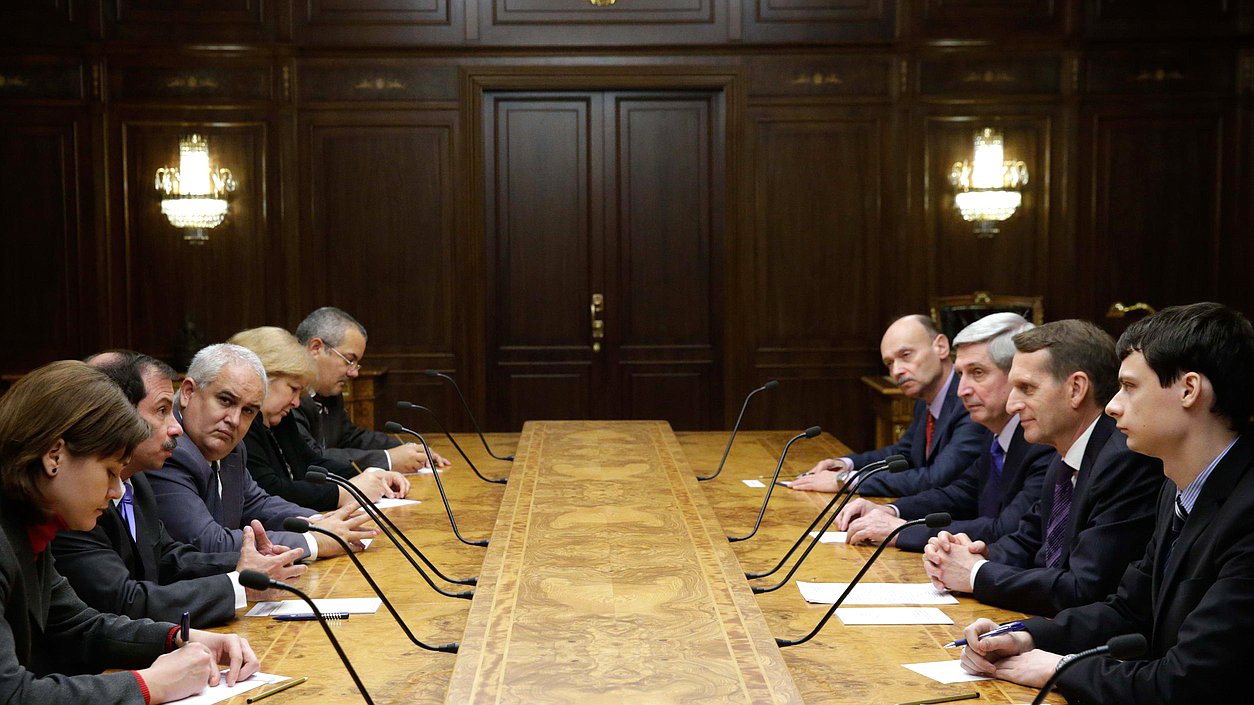 Встреча Председателя Государственной Думы Сергея Нарышкина с Вице-президентом Кубинского института дружбы народов, Героем Республики Куба Фернандо Гонсалесом Льортом.