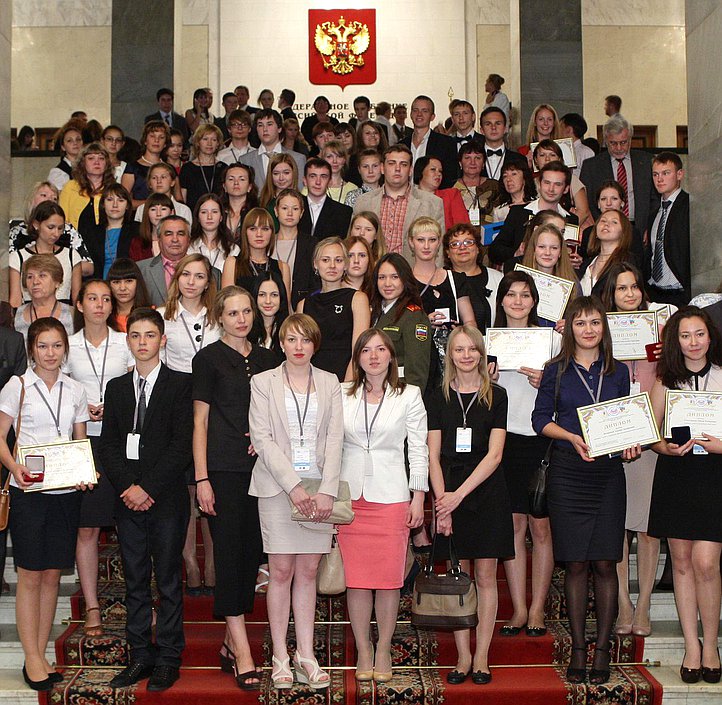    Церемония награждения лауреатов конкурса авторских проектов "Моя страна- моя Россия".