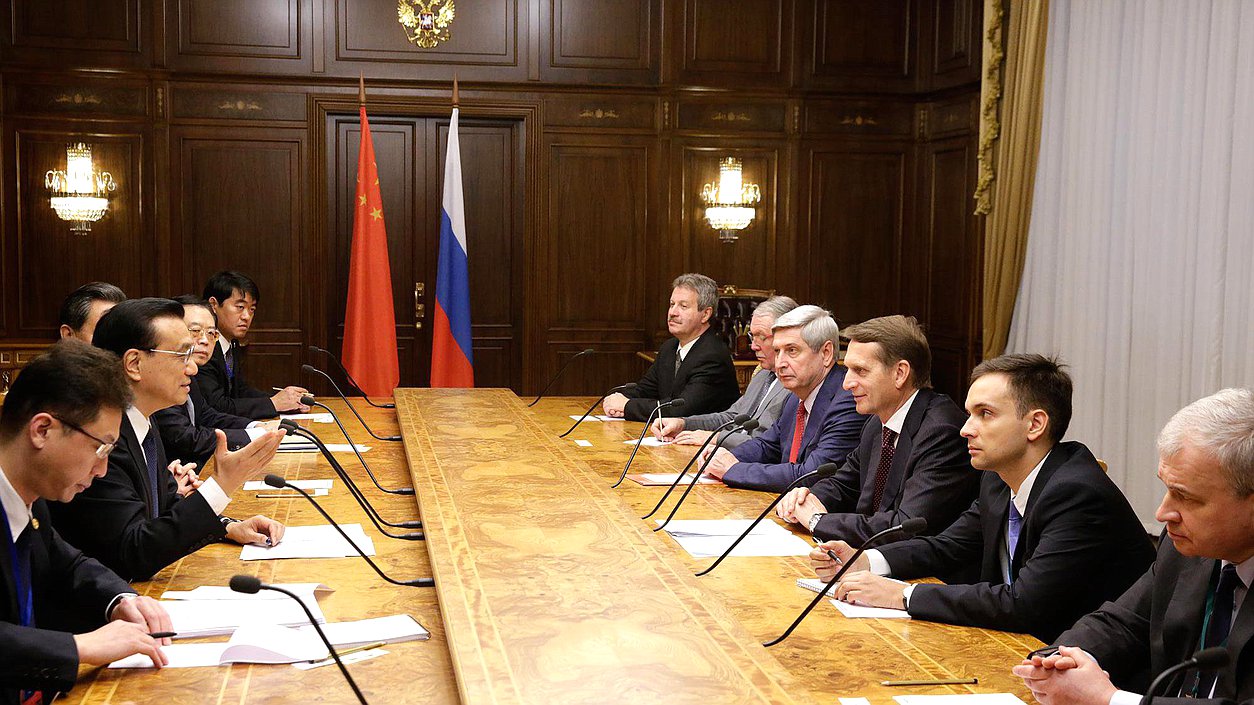   Председатель Государственной Думы Сергей Нарышкин провел встречу с Премьером Госсовета Китайской Народной Демократической Республики Ли Кэцяном.