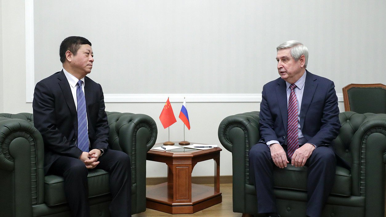First Deputy Chairman of the State Duma Ivan Melnikov and Ambassador Extraordinary and Plenipotentiary of the People's Republic of China to the Russian Federation Zhang Hanhui
