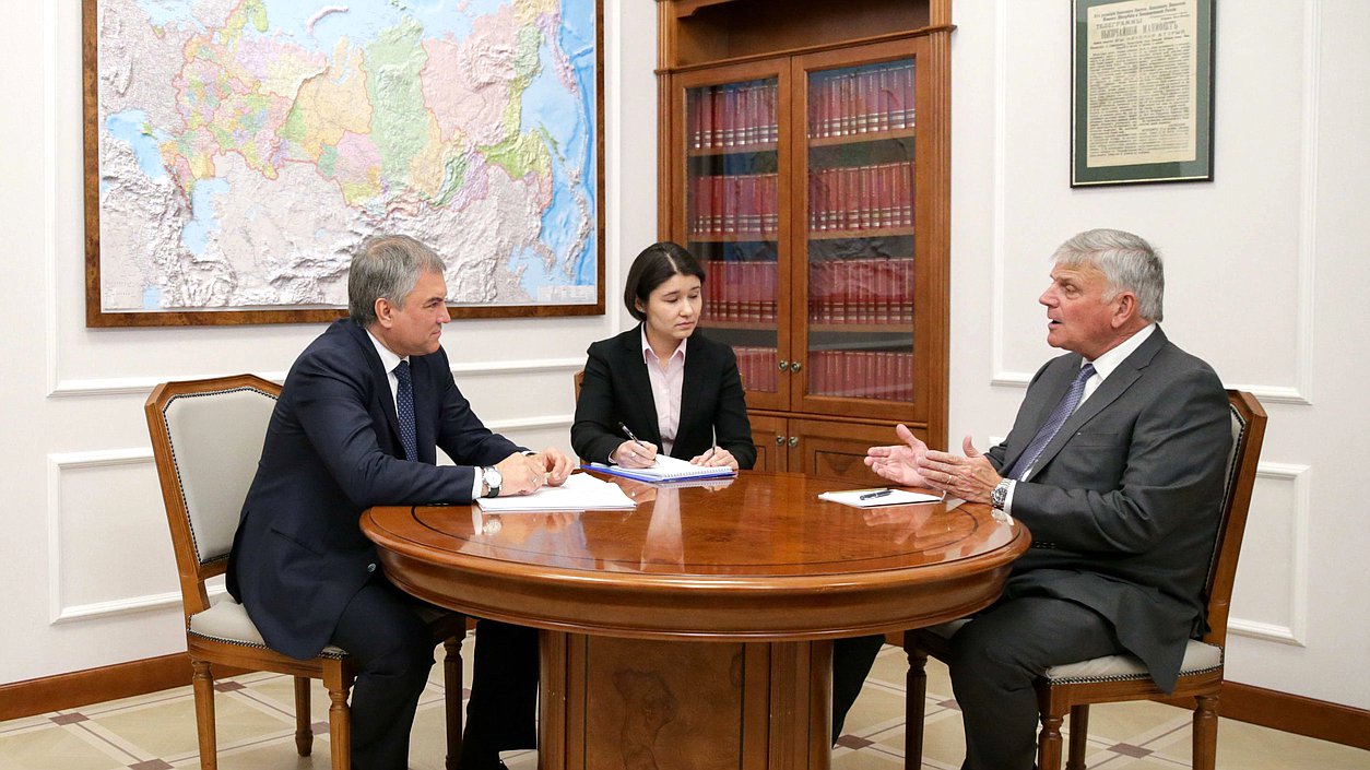 Chairman of the State Duma Viacheslav Volodin and President of the Billy Graham Evangelistic Association Franklin Graham