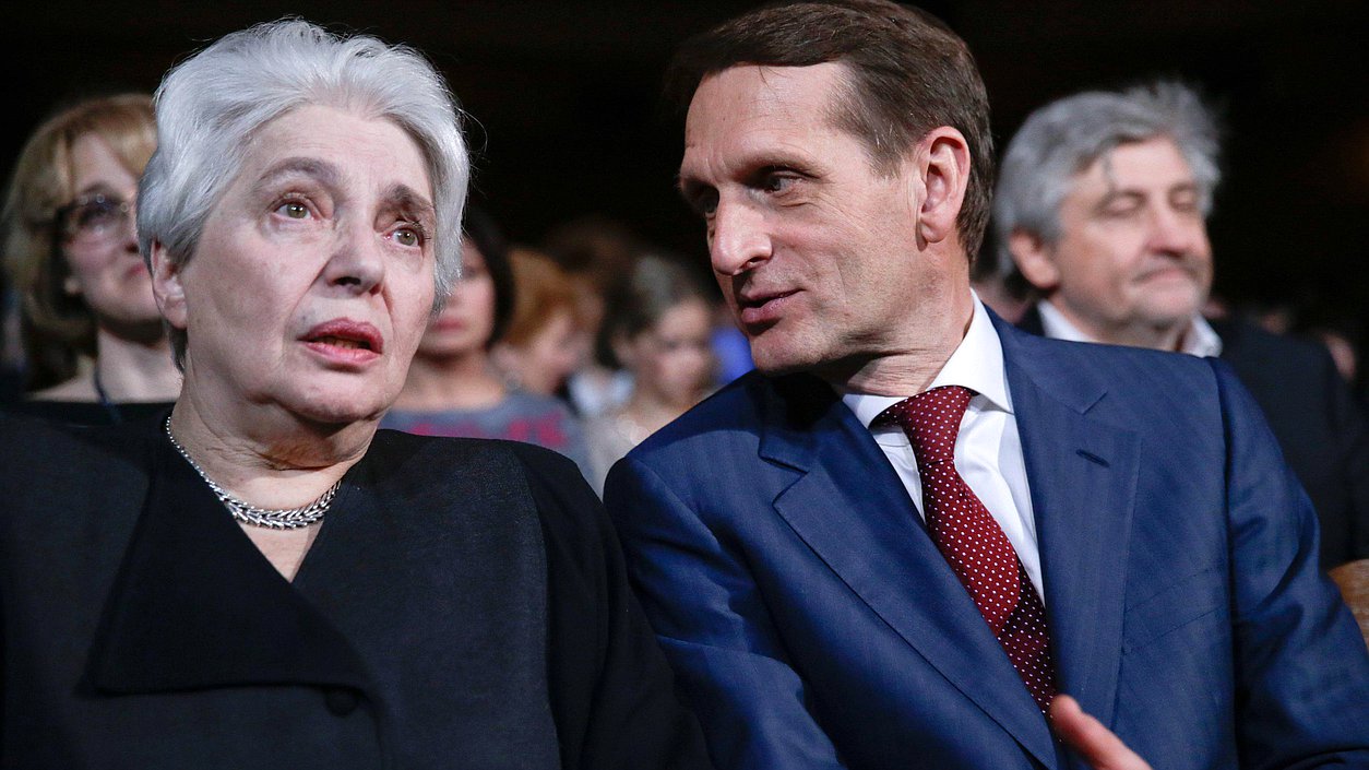 Торжественная церемония открытия Года литературы в России на сцене Московского Художественного театра имени А.П. Чехова.