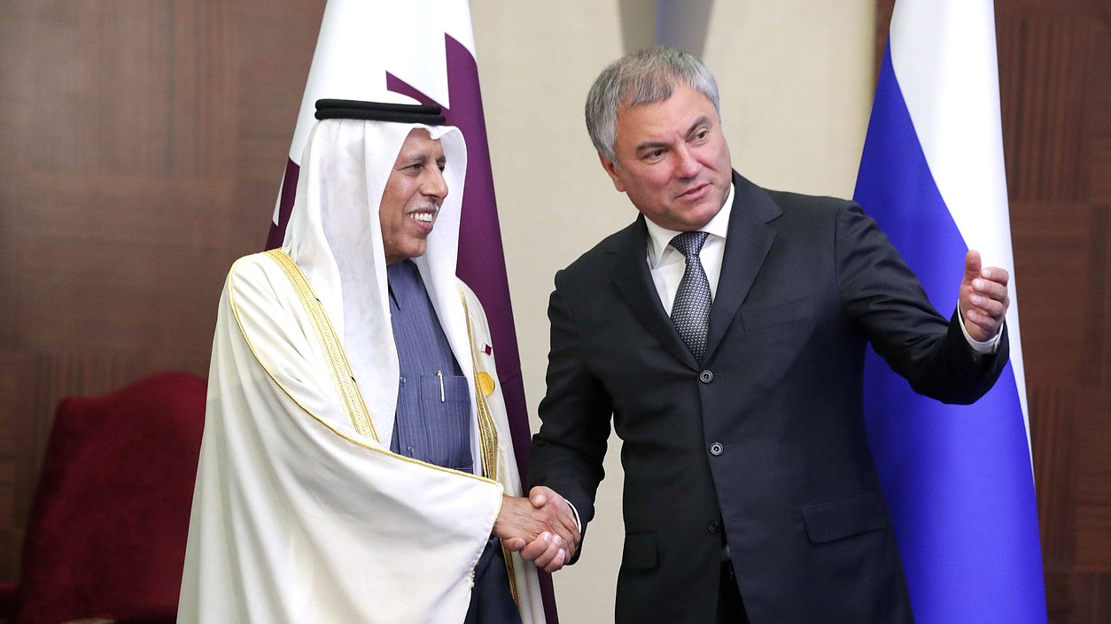 Chairman of the State Duma Viacheslav Volodin and Speaker of the Advisory Council of Qatar Ahmad Bin Abdulla Bin Zaid Al Mahmoud