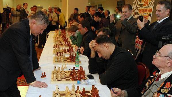 22 февраля в  Государственной Думе состоялся сеанс одновременной игры по шахматам 