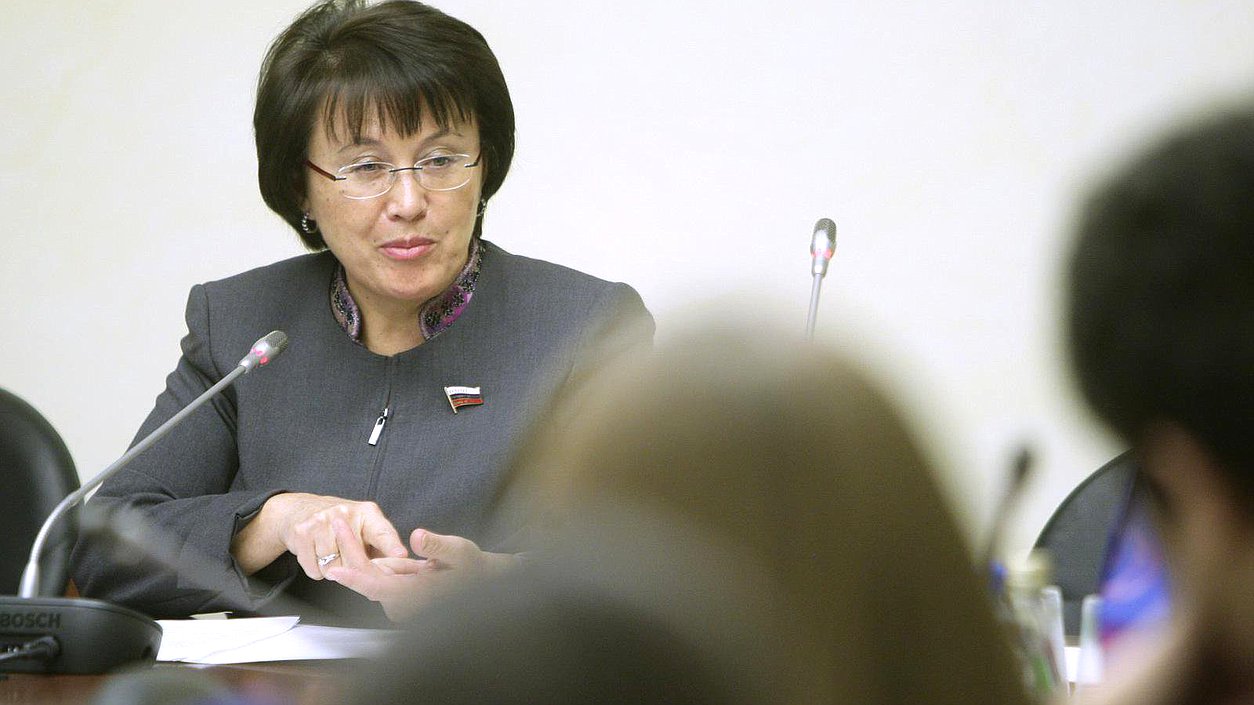 Встреча депутатов с активистами "Ассоциации студентов и аспирантов Башкортостана в Москве".