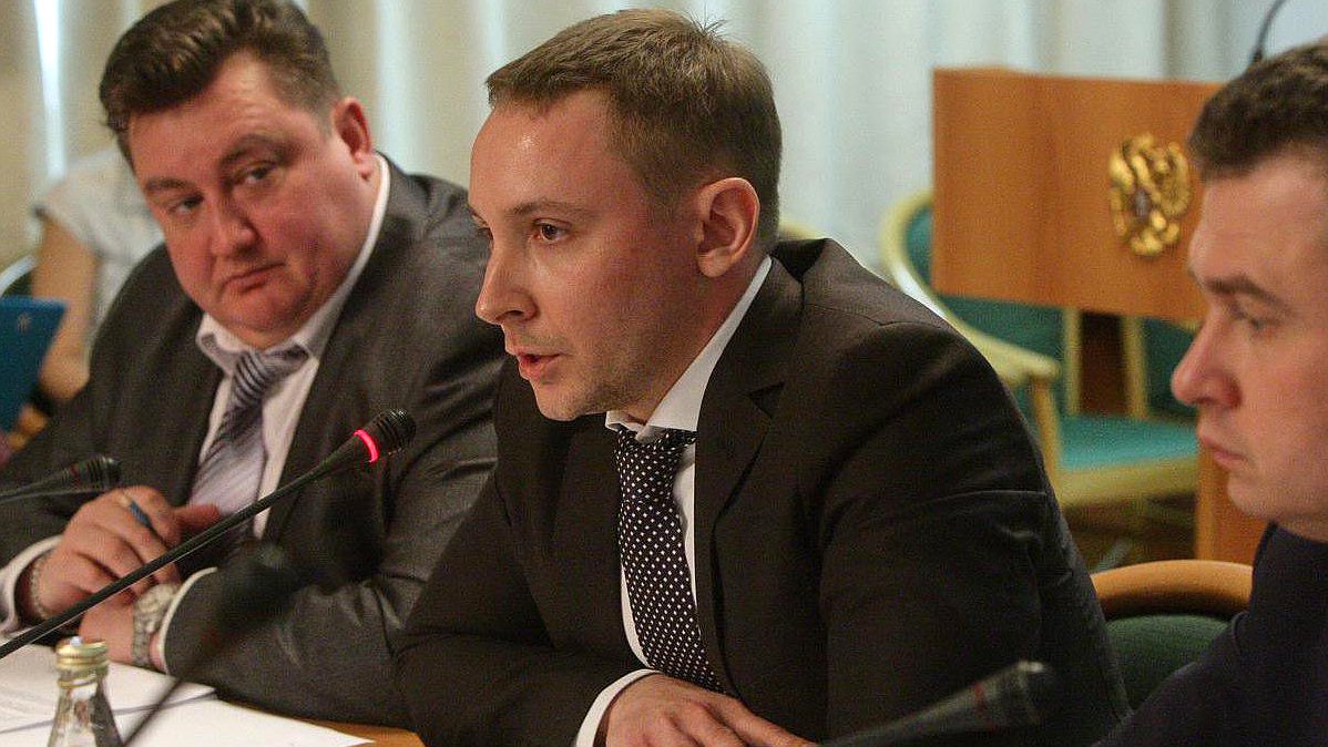 Расширенное заседание Комитета Государственной Думы по информационной политике, информационным технологиям и связи на тему "Исчезновение средств с SIM-карт граждан - хищение или технические ошибки?"