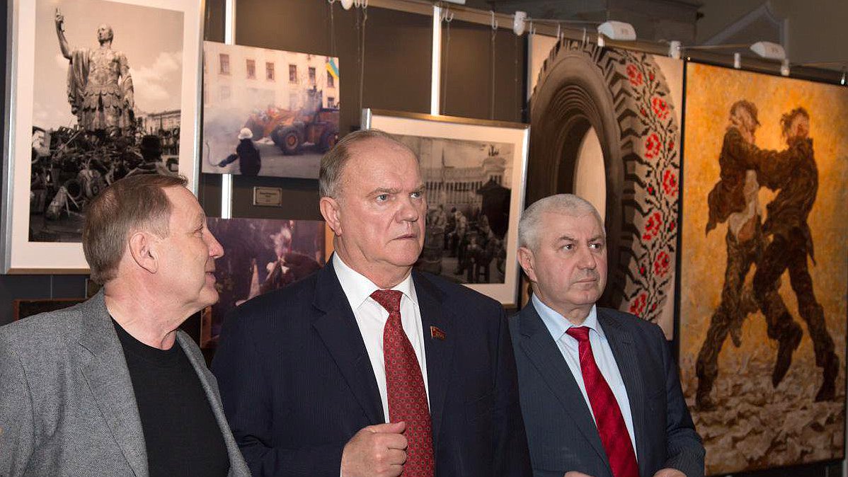 Открытие выставок "Русский Крым. От святого князя Владимира до наших дней" и "Взгляд Юго-Востока".