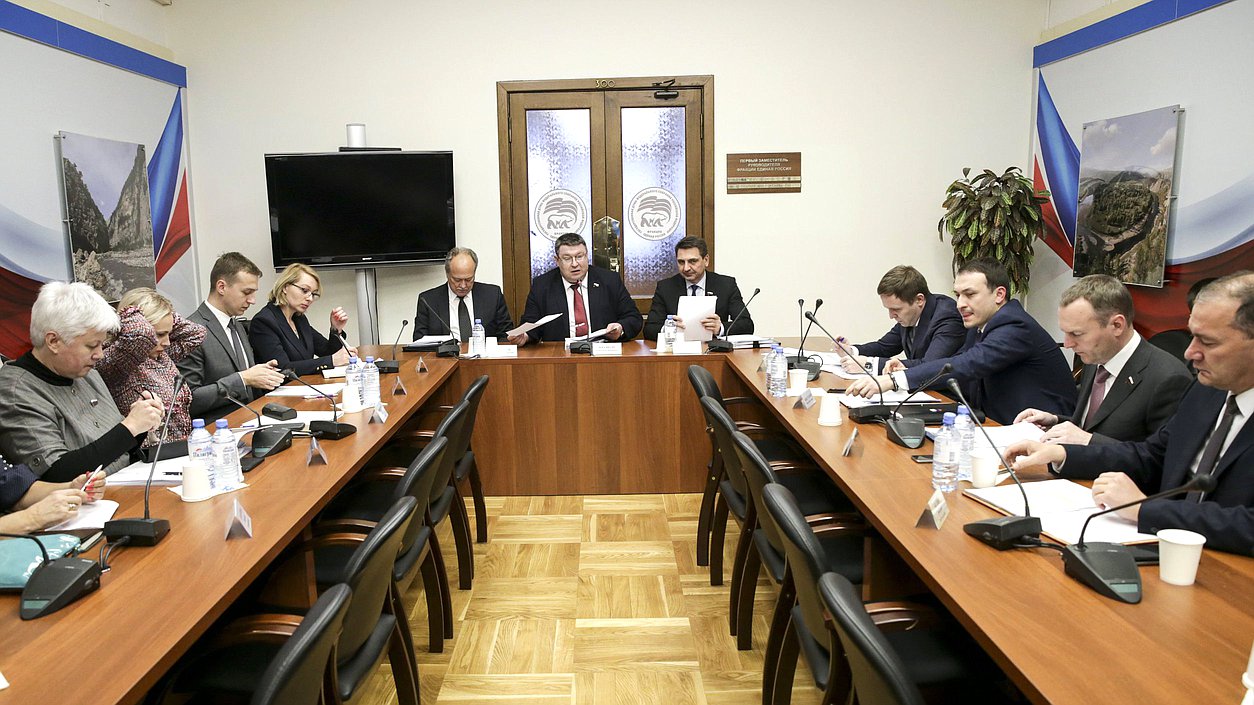 Заседание подкомитета Комитета по федеративному устройству и вопросам местного самоуправления на тему социально-экономического развития Республики Крым