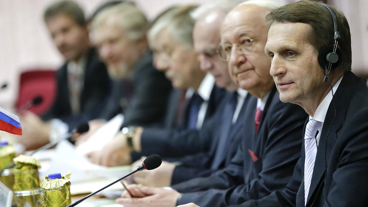 Официальный визит Председателя Государственной Думы Федерального Собрания Российской Федерации С.Е. Нарышкина в Республику Индию. Встреча со спикером Народной палаты Парламента Индии г-жой Сумитрой Махаджан и третье заседание Российско-Индийской межпарламентской комиссии.