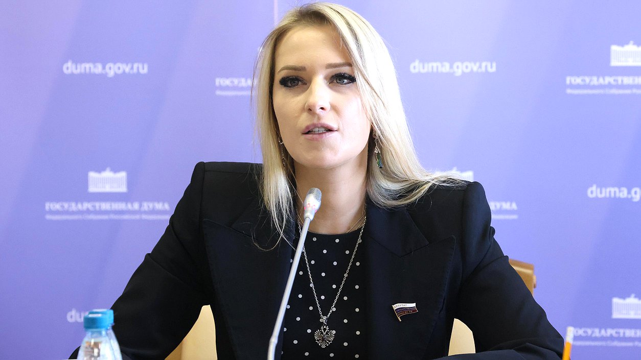 Председатель Комитета по развитию гражданского общества, вопросам общественных и религиозных объединений Яна Лантратова