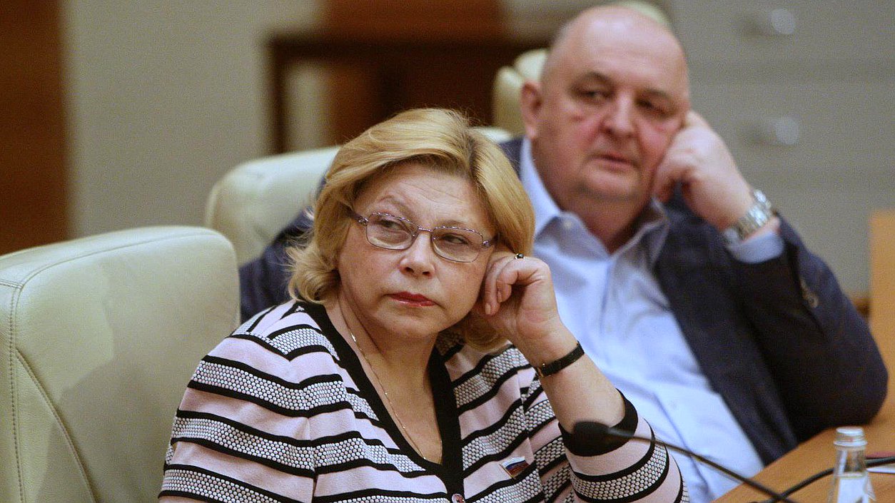   Лекция Рустама Рахматуллина.  Елена Драпеко, Павел Хорошилов.