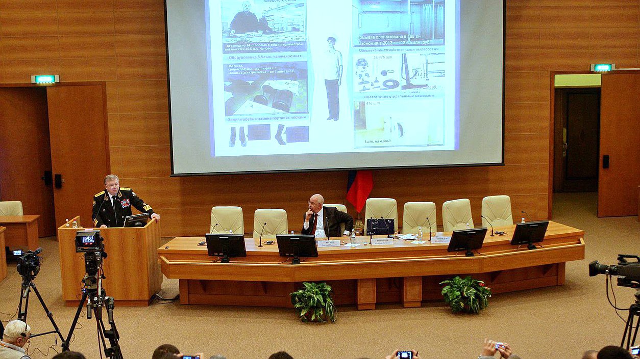  Встреча с аккредитованными в Москве военными атташе