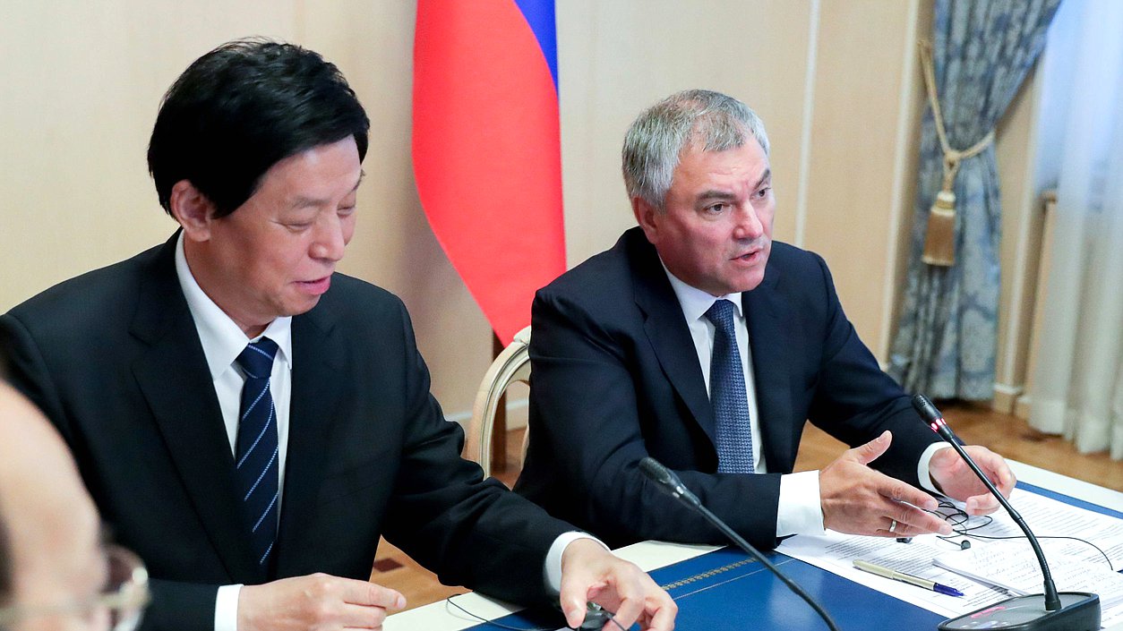 Chairman of the State Duma Viacheslav Volodin and Chairman of the Standing Committee of the National People's Congress of the People's Republic of China Li Zhanshu