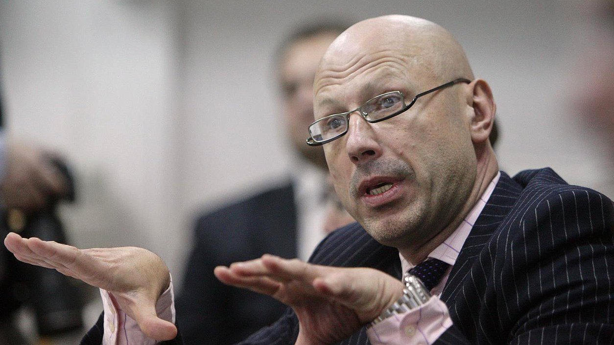 Заседание секции на тему "Аксиологические и онтологические парадигмы в управлении государством и обществом".