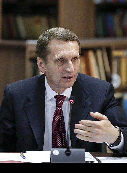 Официальный визит Председателя Государственной Думы Федерального Собрания Российской Федерации С.Е. Нарышкина в Республику Индию. Круглый стол по историко-культурным аспектам отношений между Россией и Индией. 