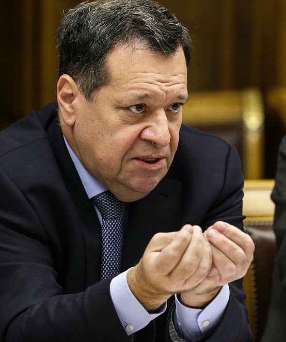    Заседание научного совета по правотворчеству при Председателе Государственной Думы.