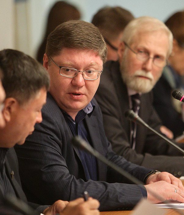 Парламентские слушания Комитета Государственной Думы по охране здоровья на тему "Саморегулирование деятельности медицинских профессиональных некоммерческих организаций".