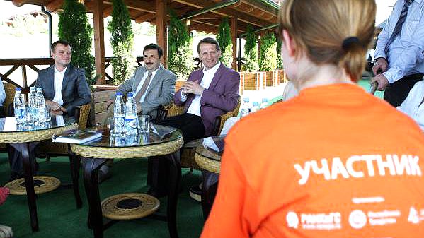 Председатель Госдумы  Сергей Нарышкин посетил Летний кампус Президентской Академии, где проходят учёбу студенты из городов России и стран СНГ