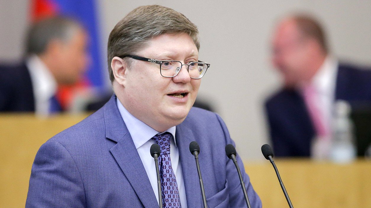 Член Комитета по бюджету и налогам Андрей Исаев