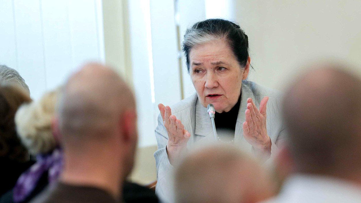 Председатель Комитета по жилищной политике и жилищно-коммунальному хозяйству Галина Хованская