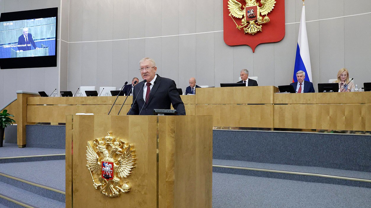 Председатель Комитета по контролю Олег Морозов