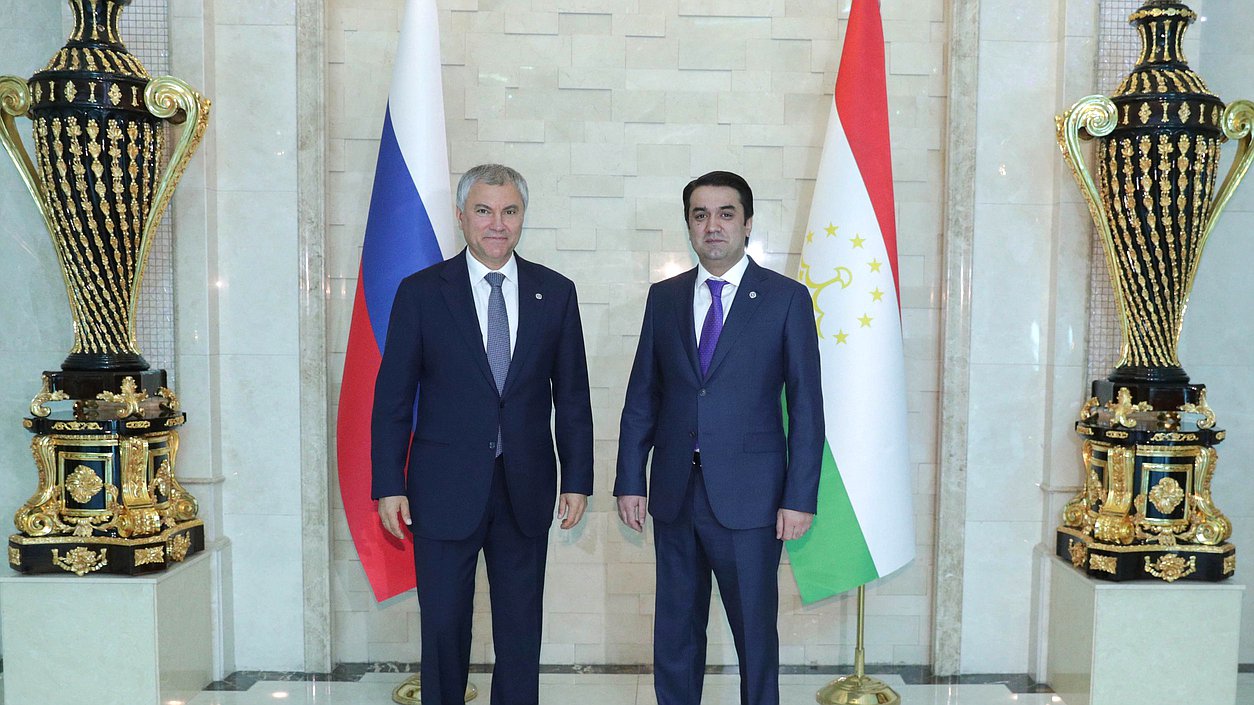 Chairman of the State Duma Viacheslav Volodin and Chairman of the Majlisi Milli of the Majlisi Oli of the Republic of Tajikistan Rustami Emomali